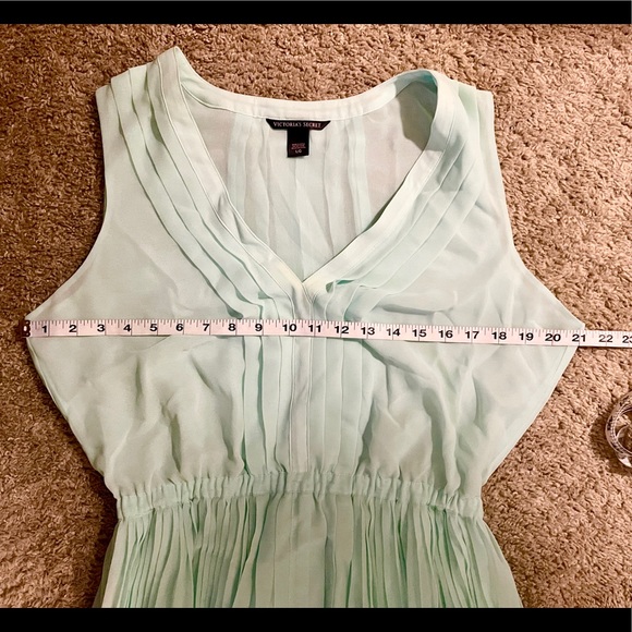 🌱NWOT VS Chiffon Dress - Picture 5 of 5